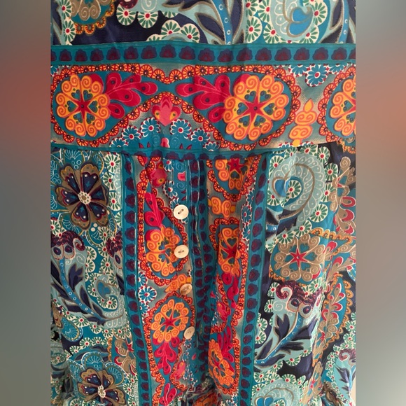 India Boutique Boho Bell Sleeve Front Tie Top and High Low Maxi Skirt Set. - Picture 4 of 8